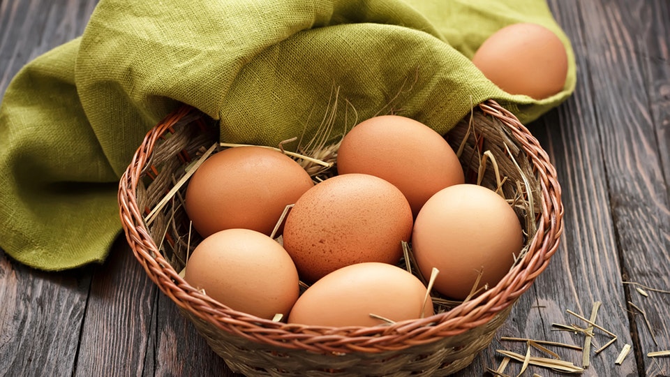 Tổng hợp 4 cách làm trứng chiên nấm dễ dàng cho cả cánh đàn ông